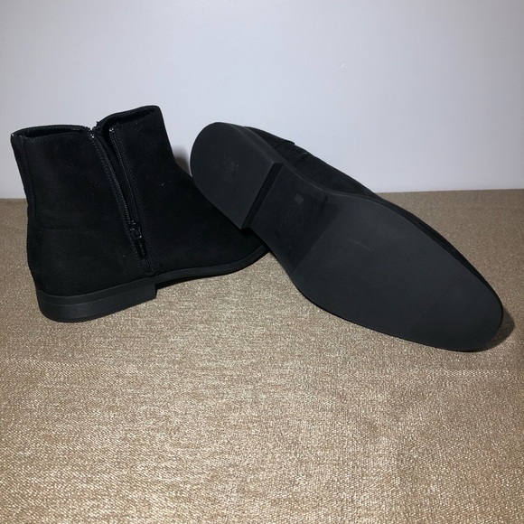 Calvin Klein Chelsea boot black suede. Mens 12 - Picture 6 of 7